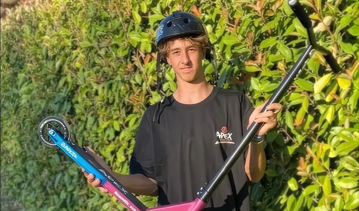 Camille Bonnet avec sa trottinette Apex